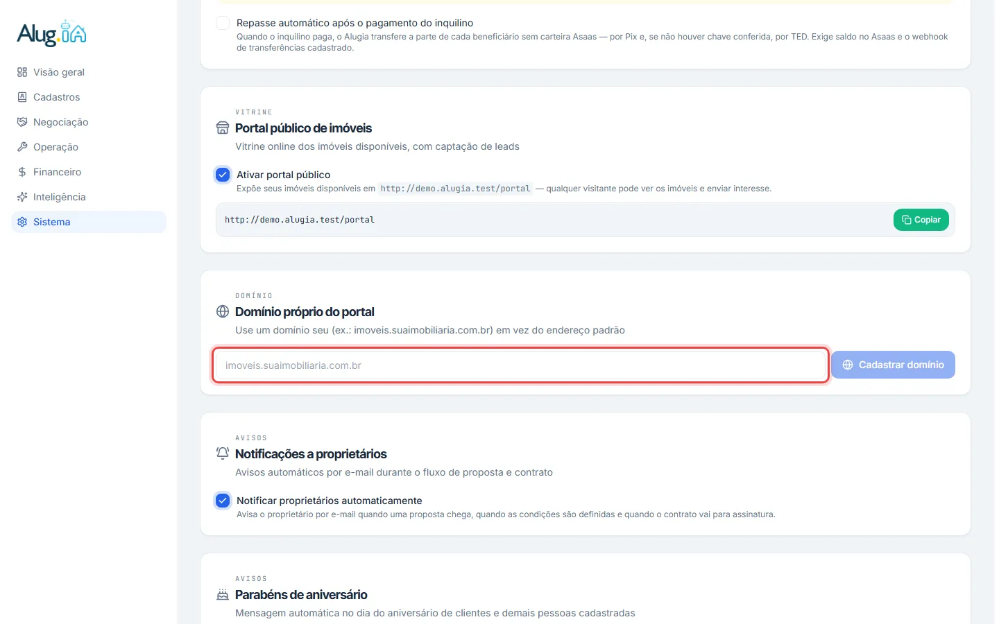 Seção Domínio próprio do portal com o campo para cadastrar o domínio
